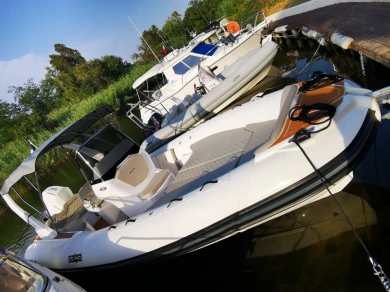 Noleggio barche Mandelieu-la-Napoule economico Salpa Soleil 26