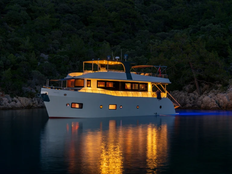 Bateau à moteur à louer à Göcek au meilleur prix