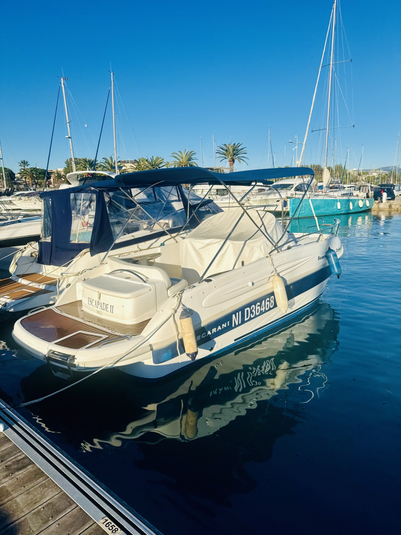 Location bateau Saint-Laurent-du-Var pas cher Rio 750 Cruiser