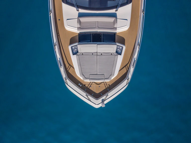 Location bateau Gaelon 560 fly à Saint-Raphaël sur Samboat
