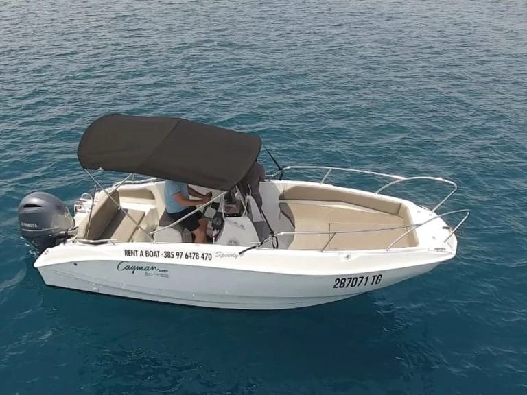 Location bateau Trogir pas cher Cayman 585