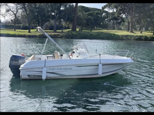 Location bateau Fréjus pas cher Cap Camarat 5.5 CC Style