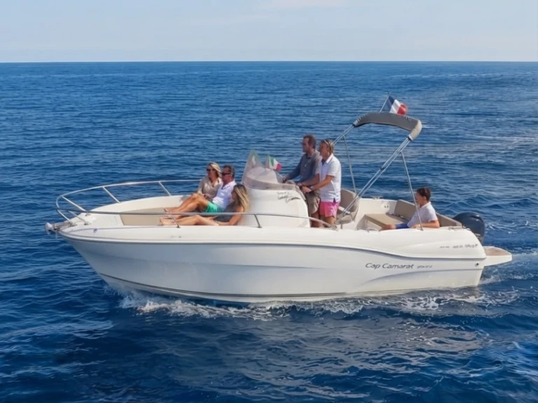 Location Bateau à moteur Jeanneau avec permis