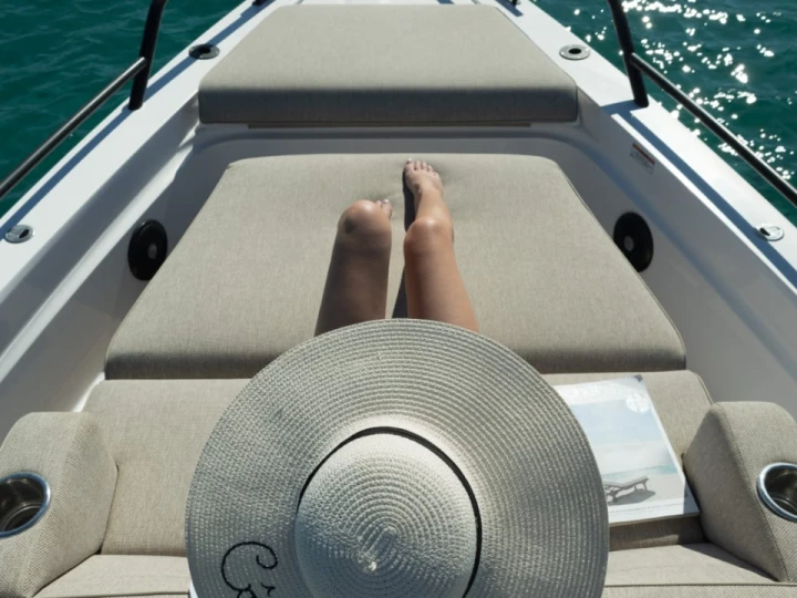 Location bateau NAUTICA ESPOSITO STANISLAO ESPOSITO MARE POSITANO OPEN 38 à Hyères sur Samboat
