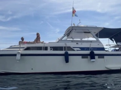 Hire Motorboat with or without skipper Guy Couach Cannes