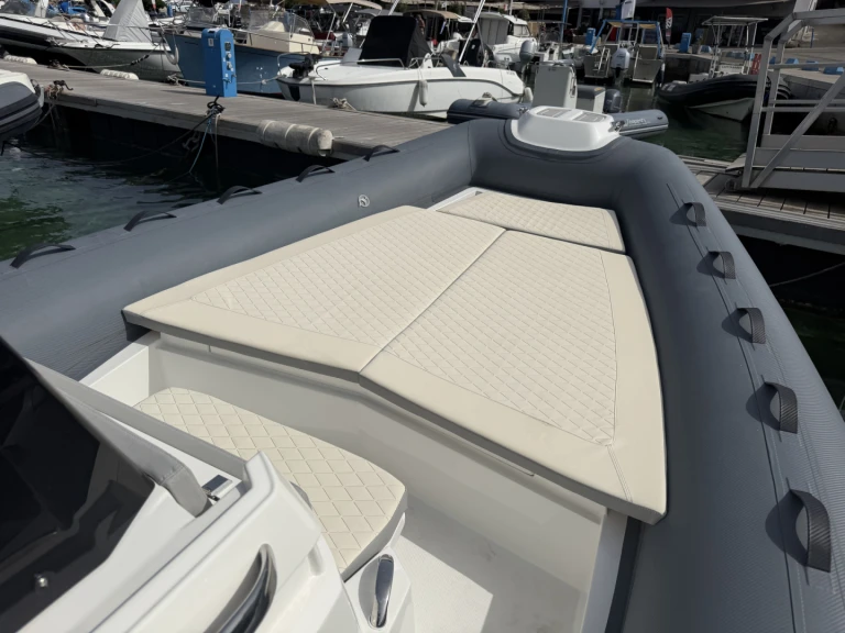 Location bateau Porto Pollo pas cher MAR SEA 180