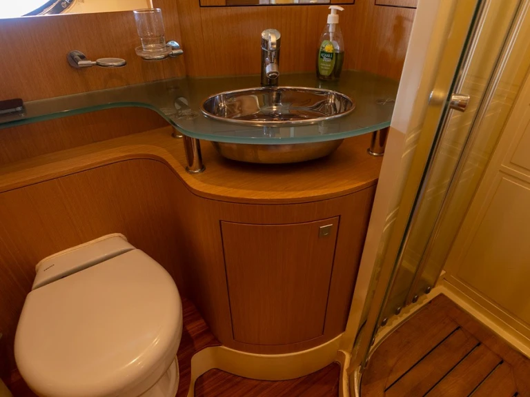 Location Bateau à moteur Custom Made avec permis
