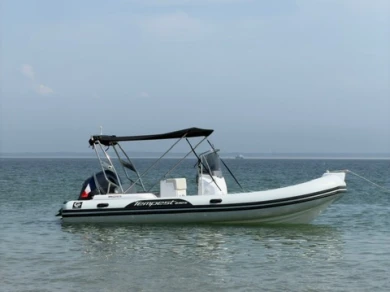 Bareboat Rental RIB Capelli with a boat licence