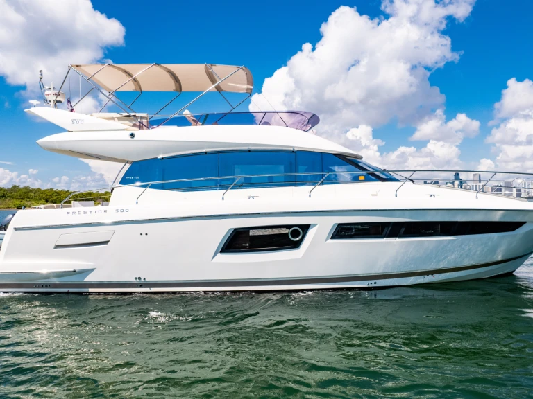 Louer Yacht avec ou sans skipper Prestige à Miami Beach