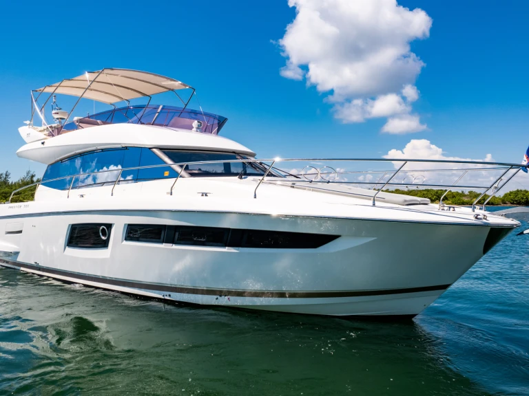 Location bateau Miami Beach pas cher Prestige 500 Fly