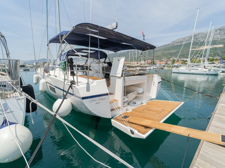 Location à Kaštela - Bavaria Bavaria C57 Holiday sur SamBoat