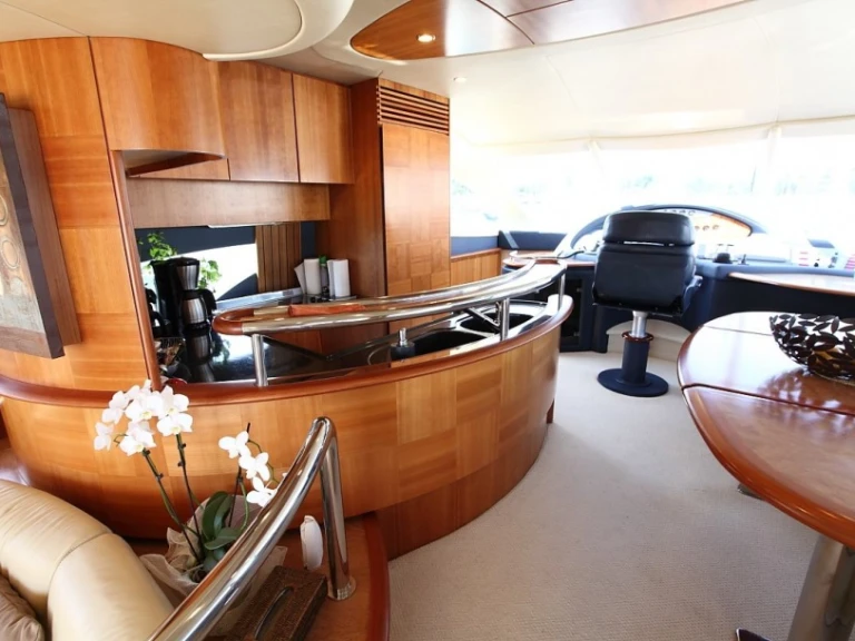 Location bateau Podstrana pas cher Princess 62 Fly