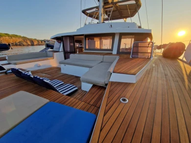 Noleggio Catamarano Bali con patente nautica