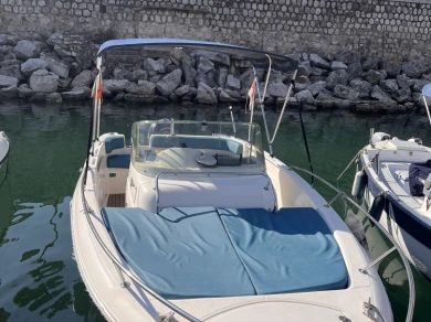 Yacht charter La Condamine cheap Azura 650 WA