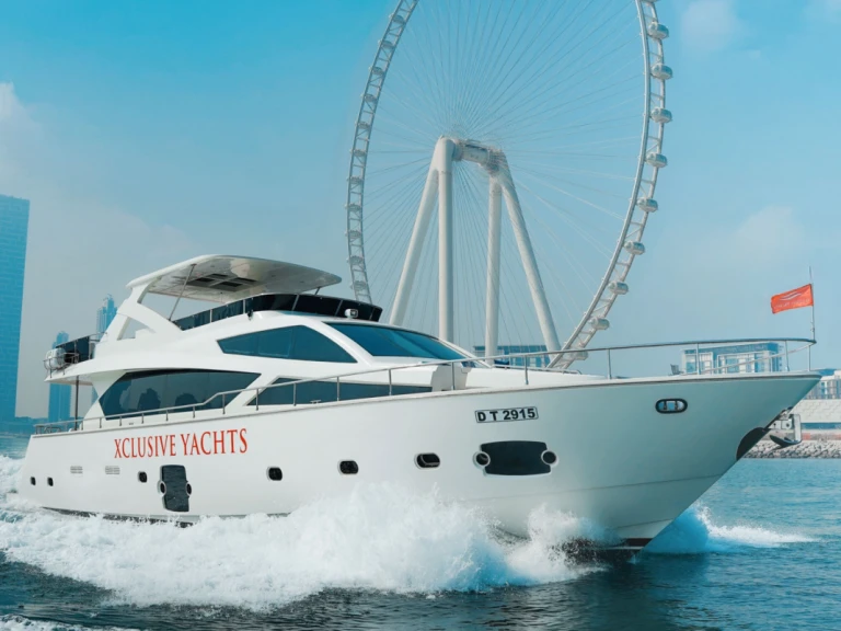 Location Yacht Azimut avec permis