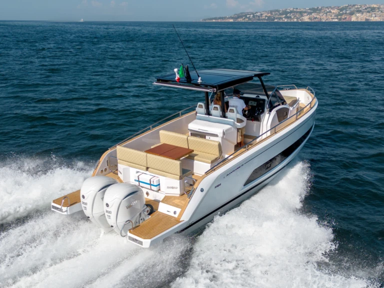 Location Bateau à moteur à Cannes - Salpa AVANTGARDE 1.1