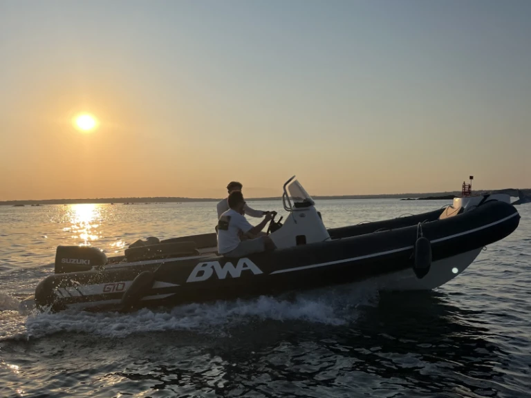 Location Semi-rigide Bwa avec permis