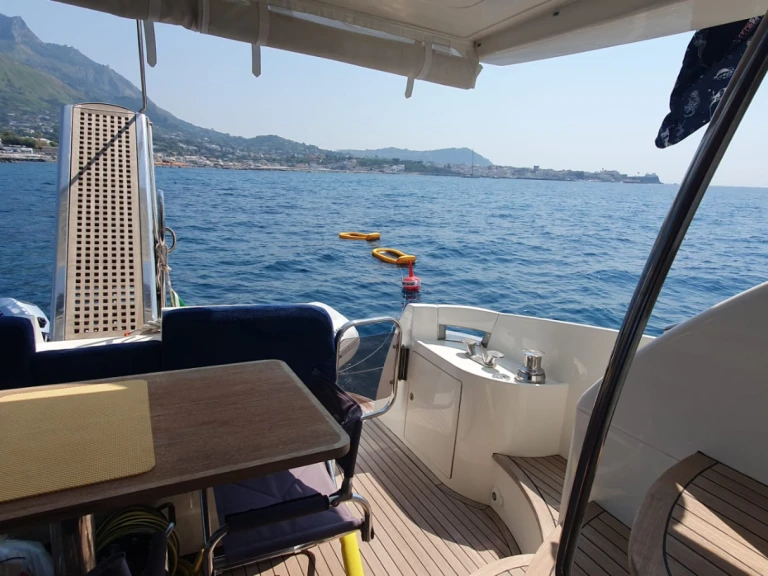 Location à La Maddalena - Azimut Azimut 46 Fly sur SamBoat