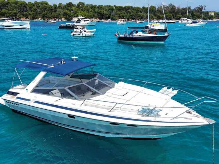Location Bateau à moteur Sunseeker avec permis