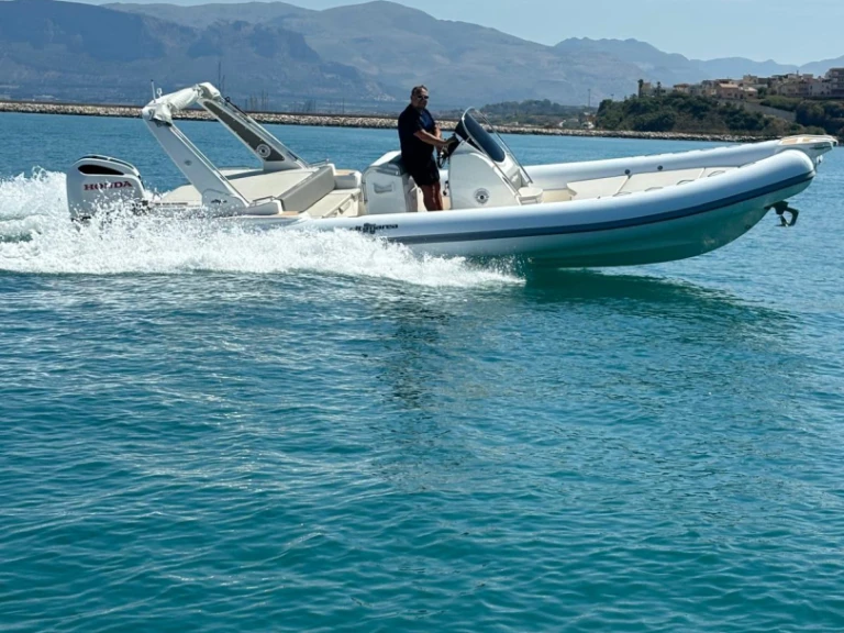 Louer Semi-rigide avec ou sans skipper Altamarea à Balestrate