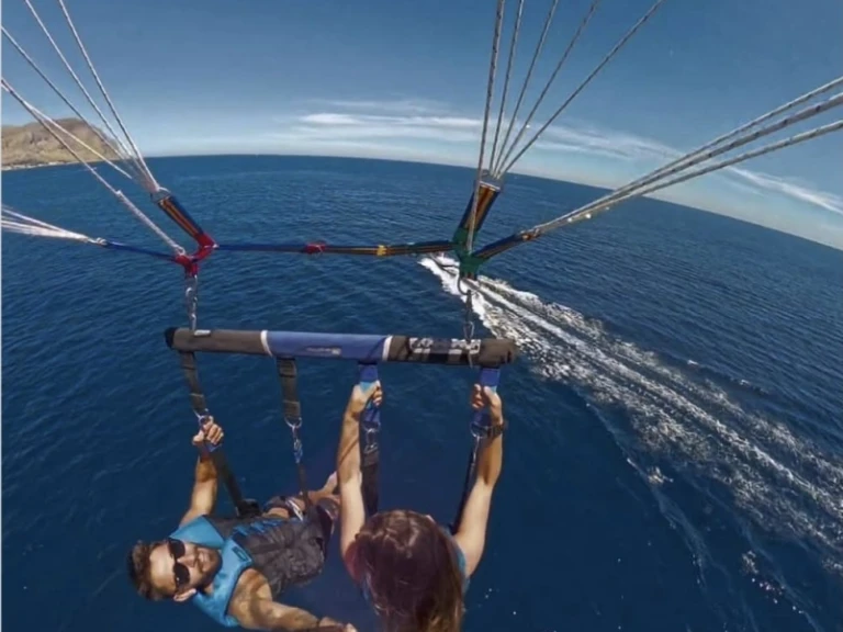 Location bateau Palerme pas cher Parasailing 36