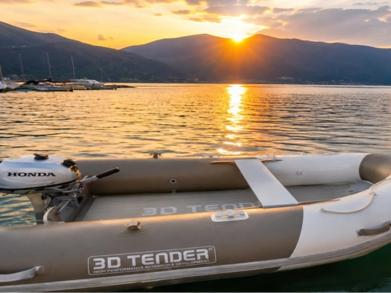 Bateau à moteur à louer à Aix-les-Bains au meilleur prix