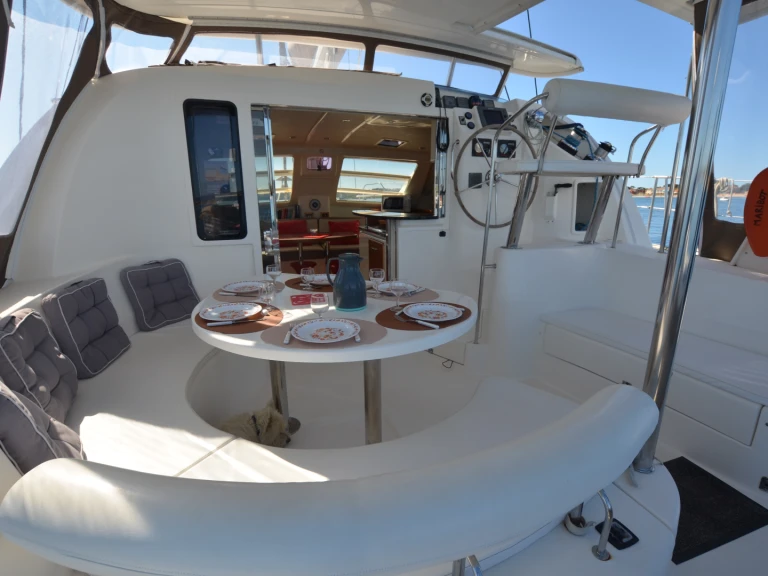 Location à La Capte - Leopard Leopard 40 sur SamBoat