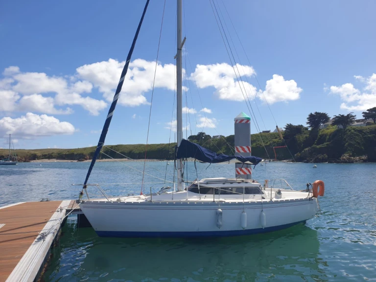 Location bateau Jeanneau Fantasia 27 à La Trinité-sur-Mer sur Samboat
