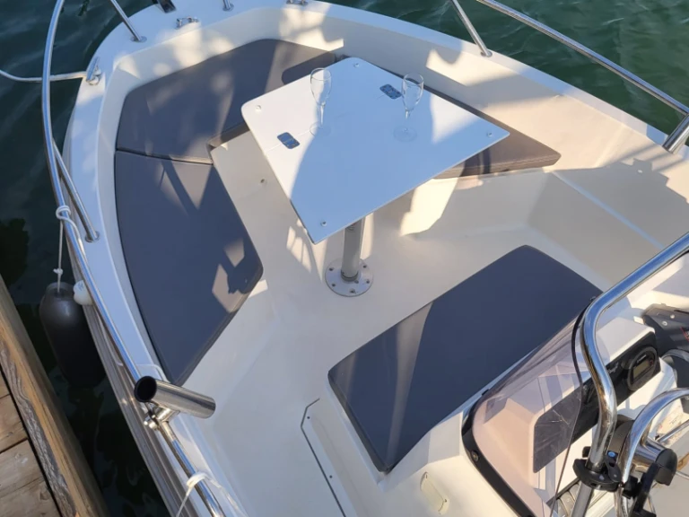 Bateau à moteur à louer à Palavas-les-Flots au meilleur prix