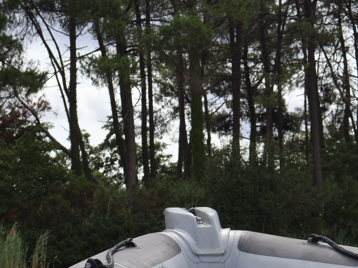 Location Semi-rigide à France - Adventure VESTA 550