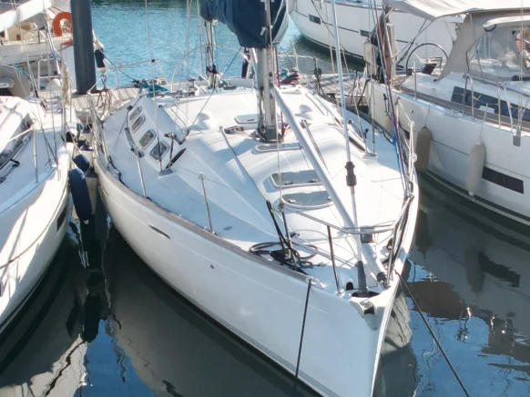 Location bateau Bénéteau First 42 S7 à Saint-Cyprien sur Samboat