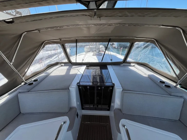 Location à Álimos - Bénéteau Oceanis 47 - 5 cab. sur SamBoat