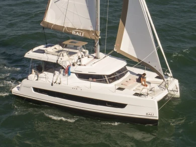 Location bateau Saint-Mandrier-sur-Mer pas cher Bali Catspace Voile