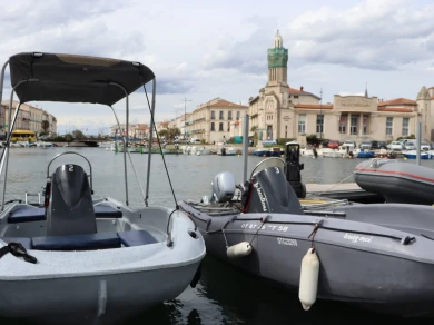 Motorboot mieten in Port de Sète zum besten Preis