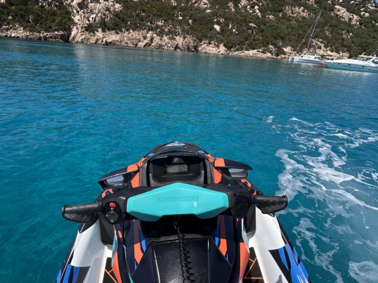 Louer Jet ski avec ou sans skipper Sea-Doo à Pianottoli-Caldarello
