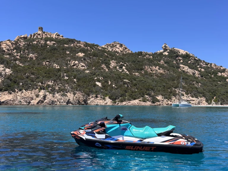Louez un Sea-Doo Gtx pro 130 à Pianottoli-Caldarello