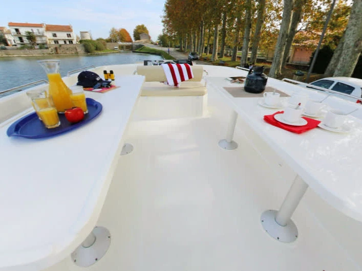 Location à Homps - Le Boat Vision3 Master sur SamBoat