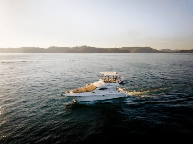 Alquiler de barcos Bahía Culebra barato de custom