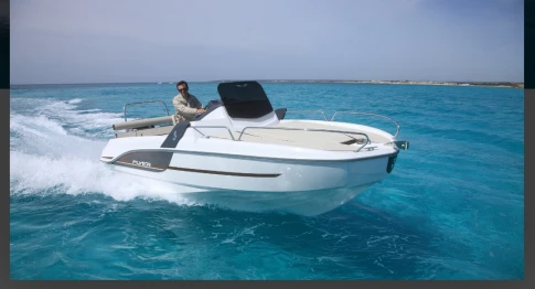 Bateau à moteur à louer à Marseille au meilleur prix