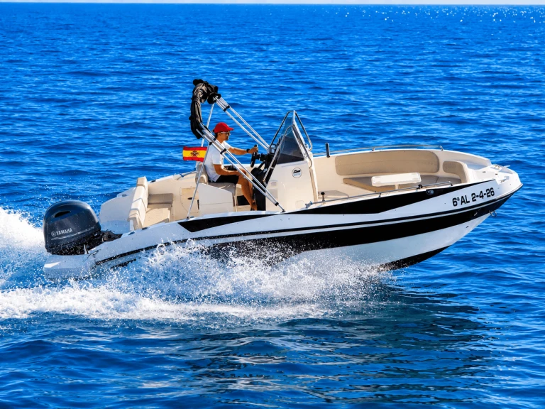 Location bateau Nireus 620 CL à Marbella sur Samboat