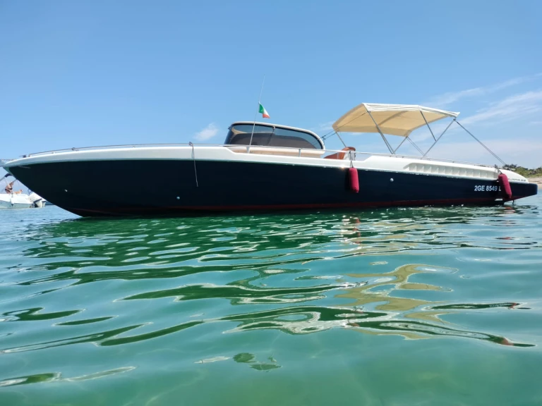 Supermarine  Iguana 36 a louer à Viareggio