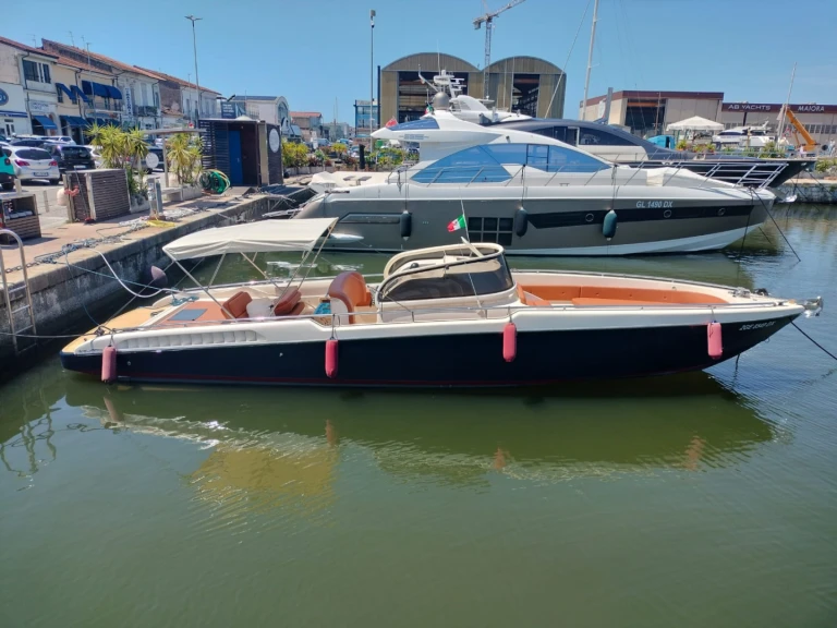 Location bateau Viareggio pas cher Iguana 36