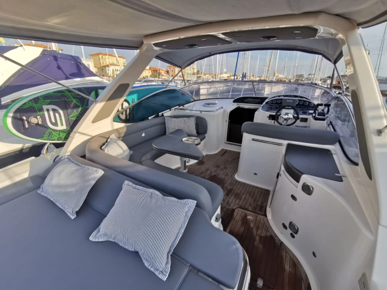 Louer Bateau à moteur avec ou sans skipper Horizon à San Vincenzo