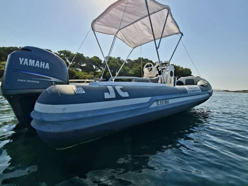 Louez un Joker Boat Clubman 22 à Hyères