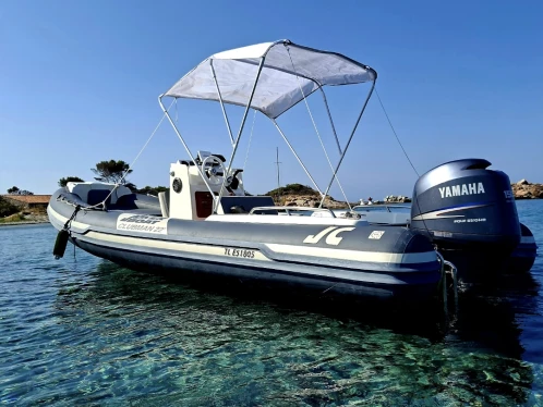 Location bateau Hyères pas cher Clubman 22