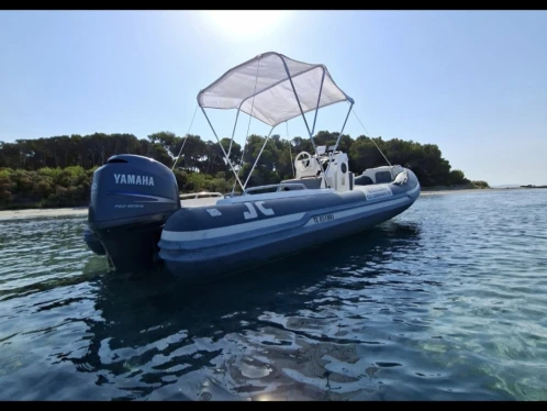 Joker Boat Clubman 22 a louer à Hyères