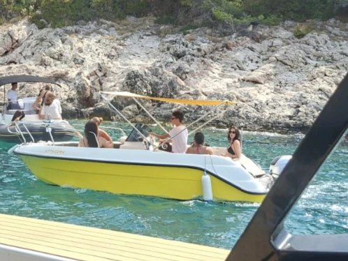 Location bateau Hvar pas cher Eden 18