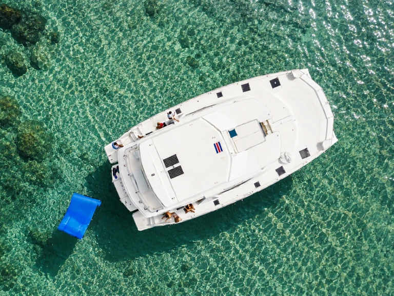 Louer Catamaran avec ou sans skipper Custom Made à Tamarindo