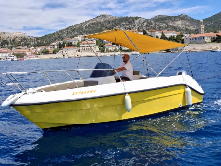 Location bateau Hvar pas cher Eden 18