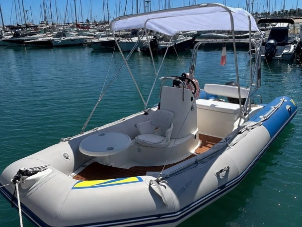 Zodiac Medline Sundream a louer à Vallauris